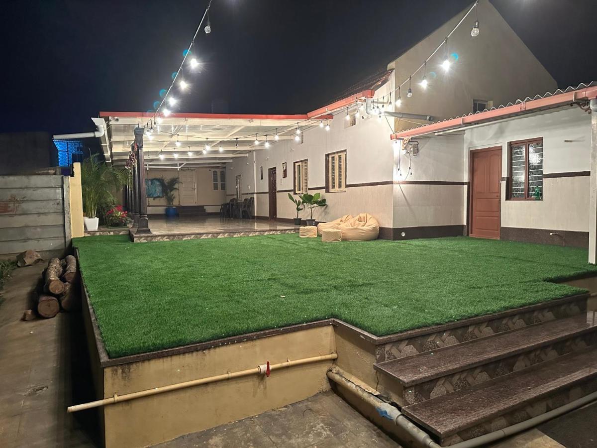 Rustic Village Farmhouse Bangalore Exterior photo